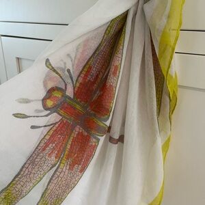 Dragonfly Print Lightweight Wrap